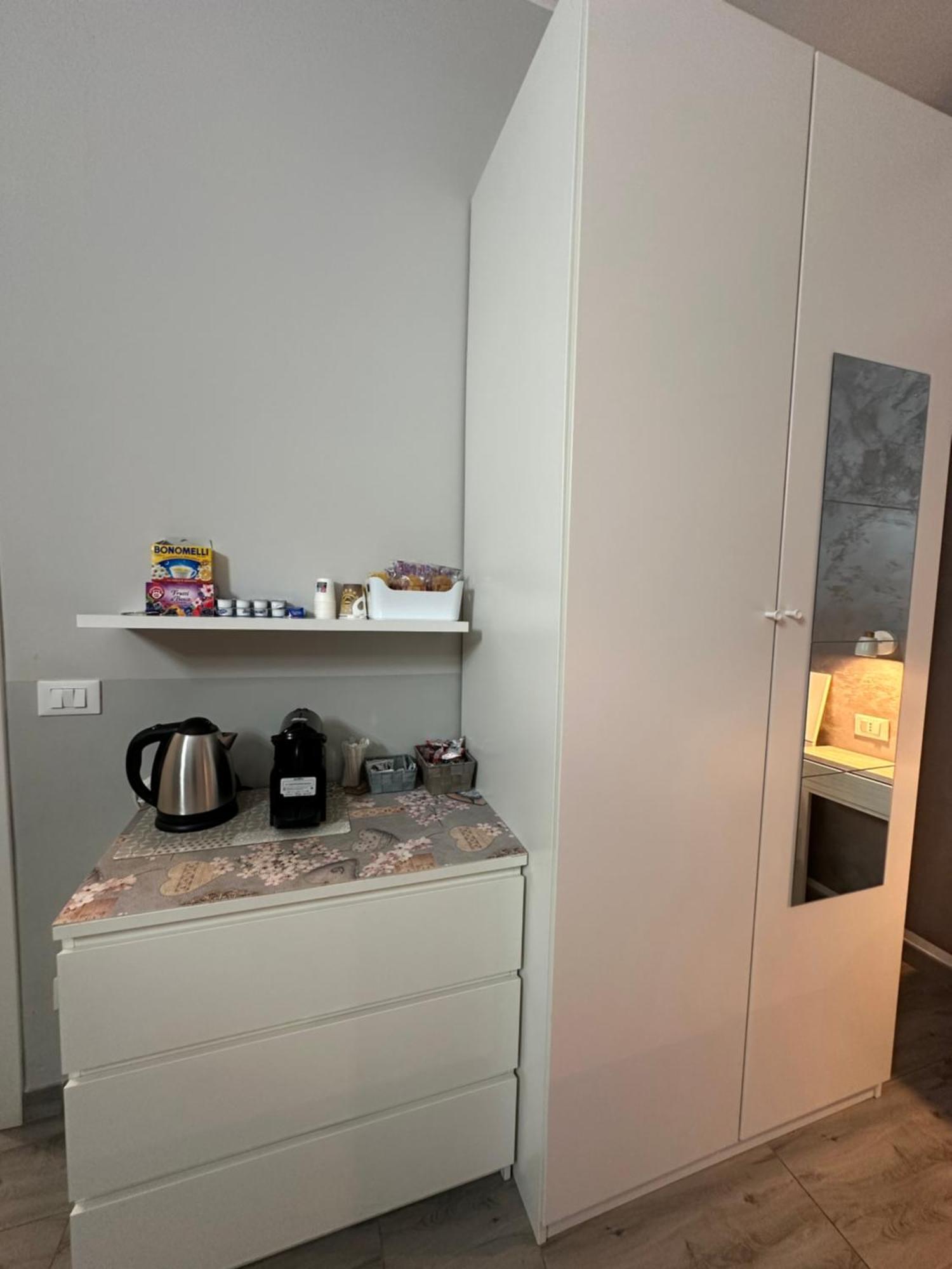 Locazione Turistica Girasole Bed & Breakfast Verona Eksteriør bilde