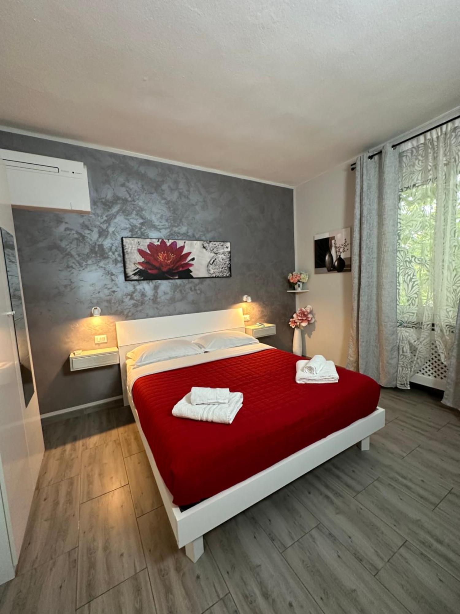 Locazione Turistica Girasole Bed & Breakfast Verona Eksteriør bilde
